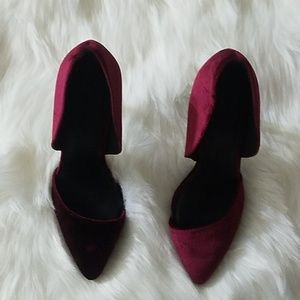 Women's shoes
